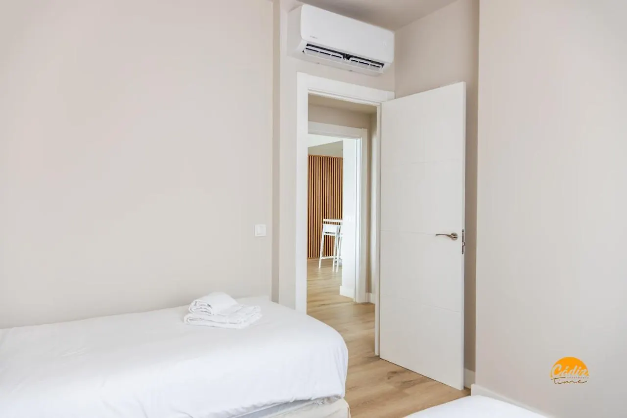 Malibu By Cadiz Time Apartment Spain